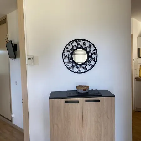 T2 La Valette Village Holidays Appartement *